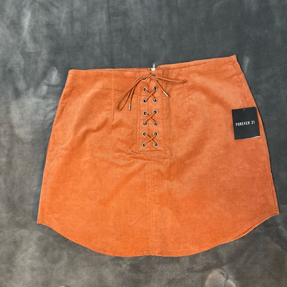 Orange mini skirt brand new tags attached from Forever 21.